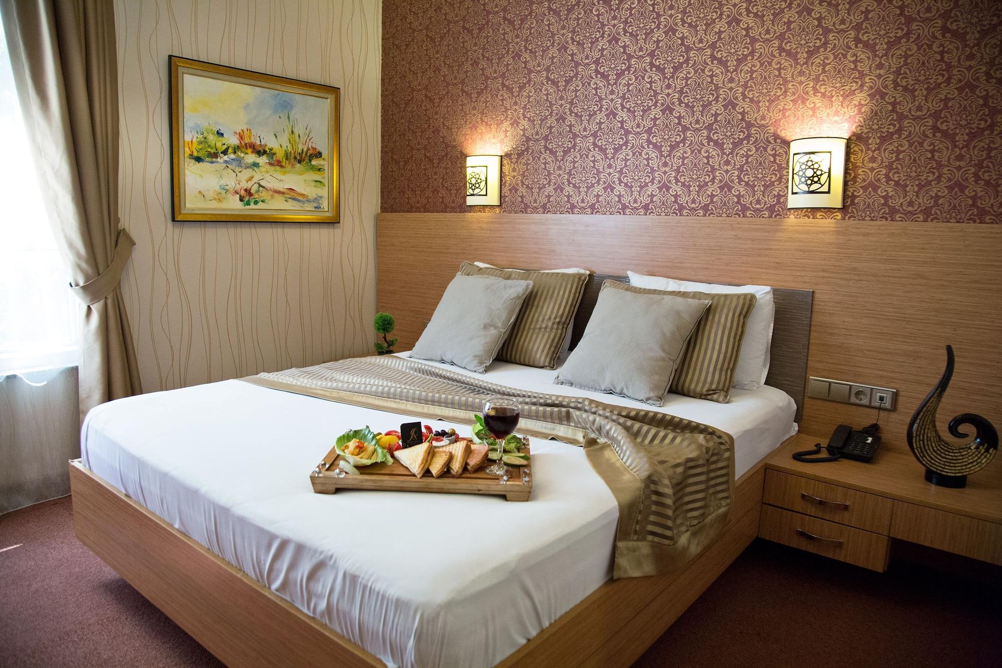 The Rise Aron Business Hotel Merter Istanboel Buitenkant foto