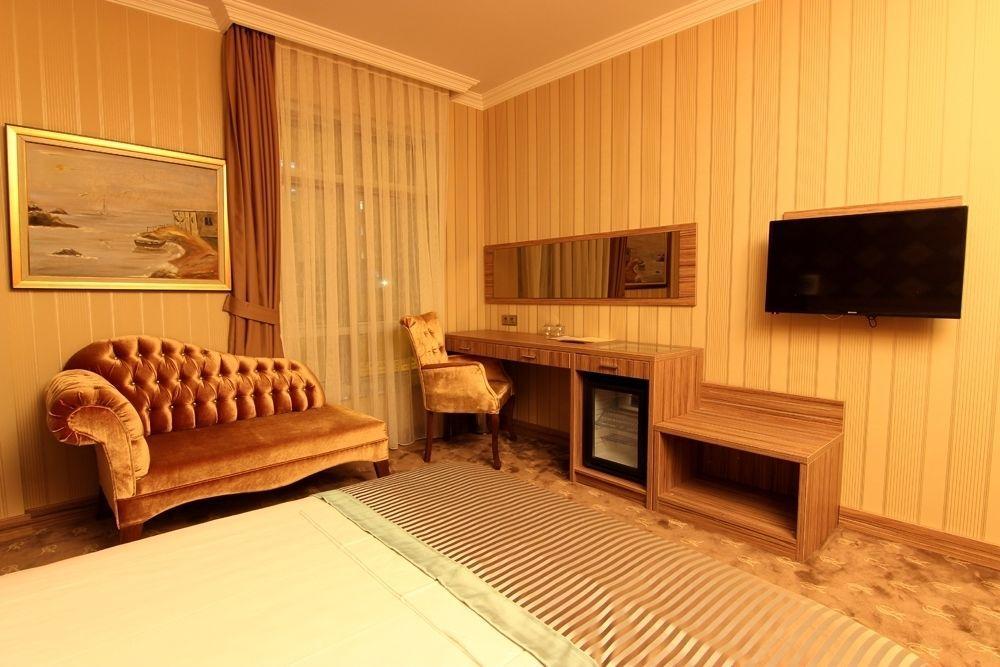 The Rise Aron Business Hotel Merter Istanboel Buitenkant foto