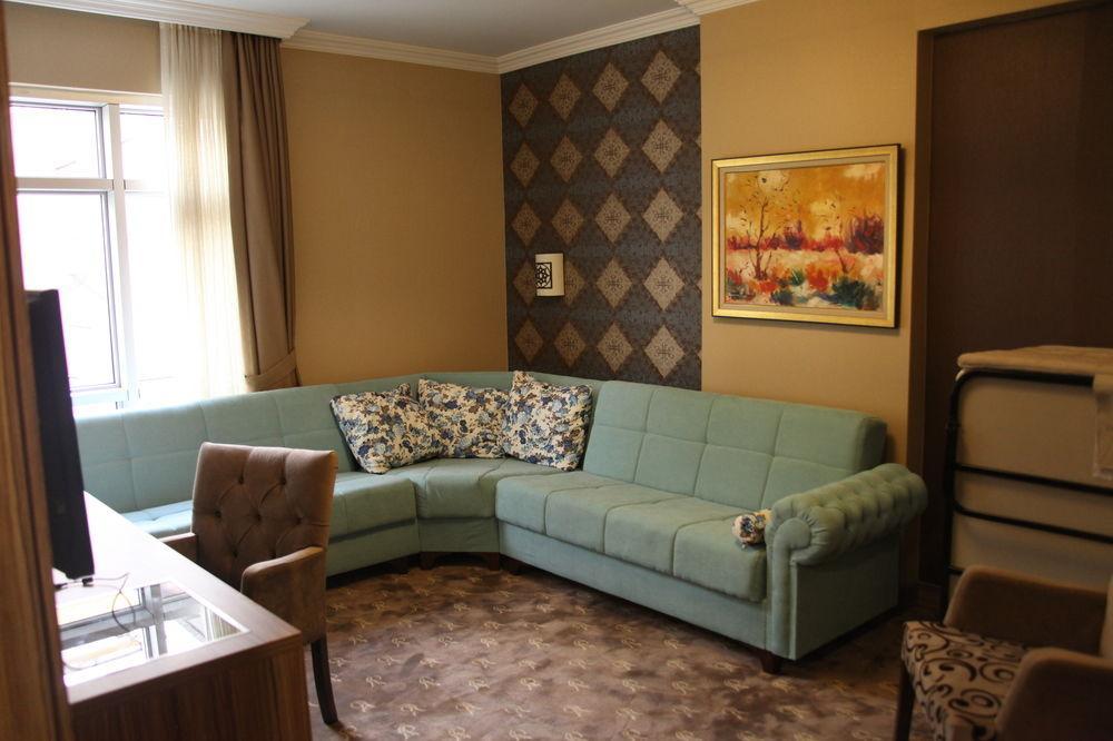 The Rise Aron Business Hotel Merter Istanboel Buitenkant foto