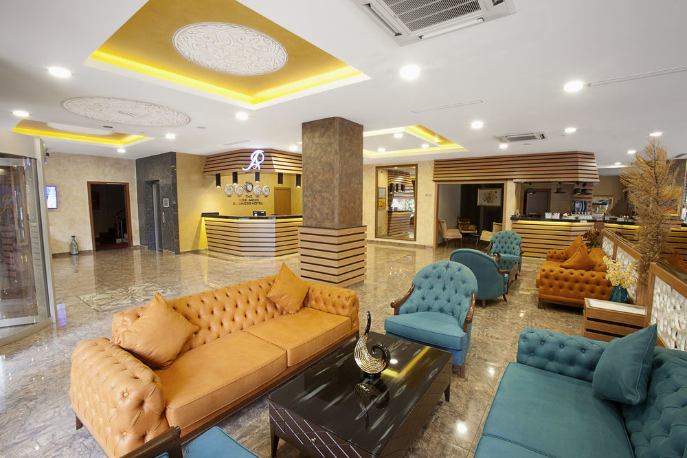 The Rise Aron Business Hotel Merter Istanboel Buitenkant foto